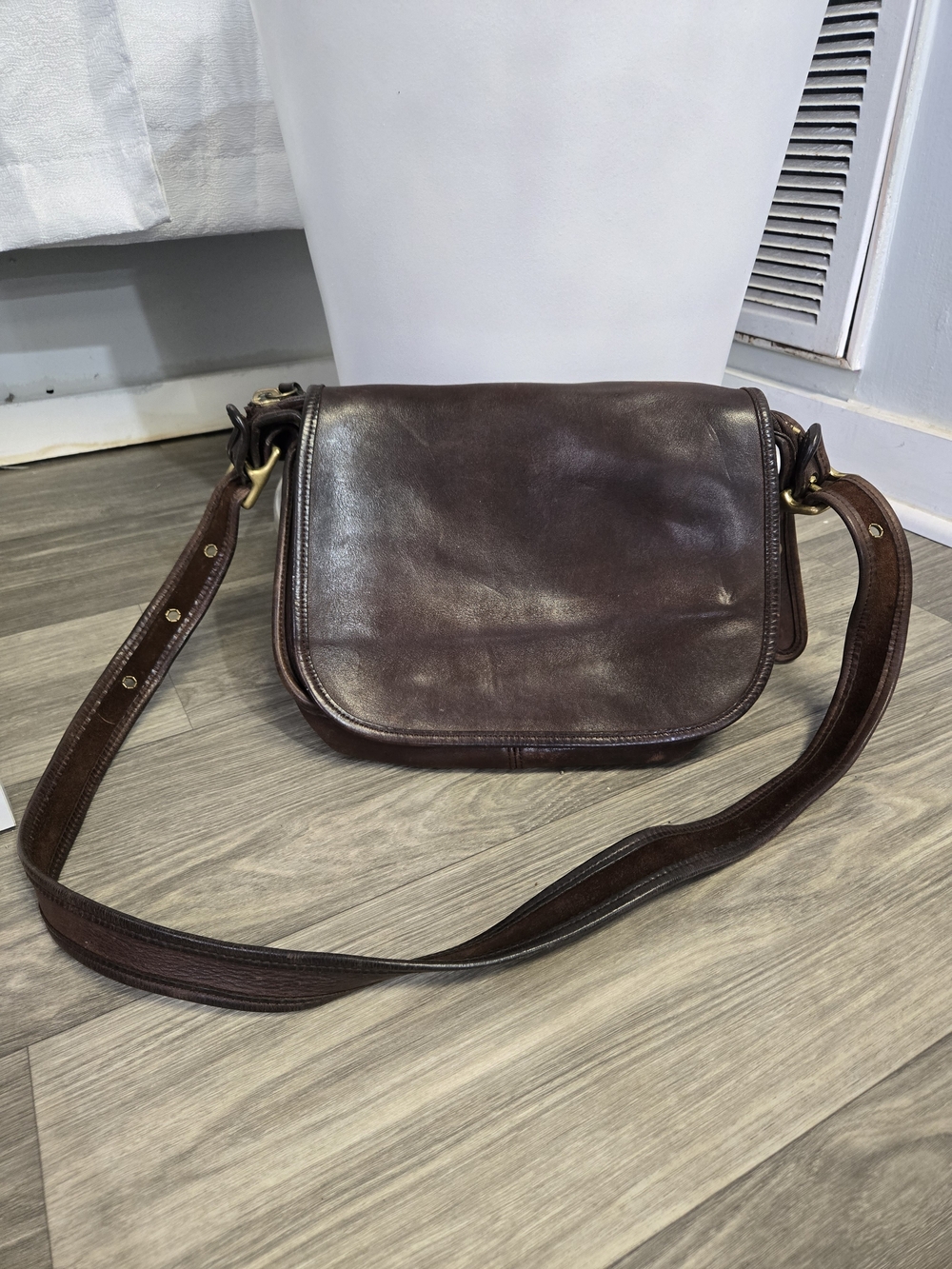 Used Coach Vintage Leather Shoulder Bag  '80s Dark Brown In Fair Condition